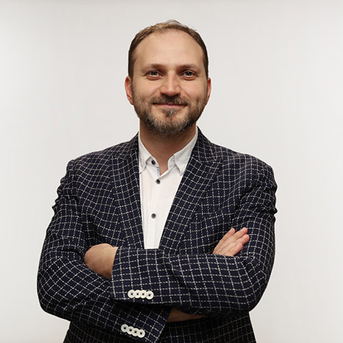 Doç. Dr. Mehmet Dinç